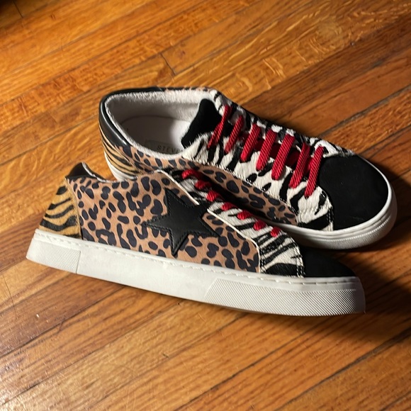 STEVEN New York By Steve Madden leopard and tiger print 8.5 sneakers - Picture 4 of 7